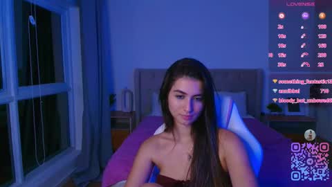 angel_dean online show from May 19, 2026, 1:56 am