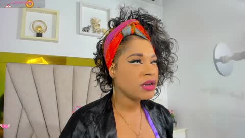 Snapshot of angel_dthroat chatting on December 5, 2024, 12:00 pm ANGHEL online show from December 5, 2024, 12:00 pm