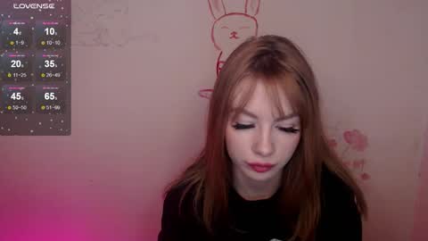 Snapshot of angel_elis_ chatting on October 30, 2025, 3:24 pm Kate online show from October 30, 2025, 3:24 pm