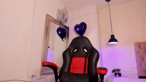 angel hardy online show from February 3, 2025, 12:14 pm