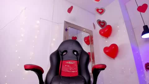 angel hardy online show from April 13, 2026, 10:54 am