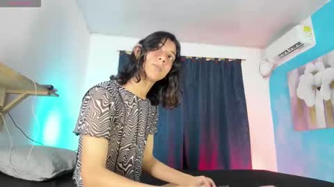 Snapshot of angel_hasss chatting on October 15, 2025, 3:50 am Angel of your dreams online show from October 15, 2025, 3:50 am