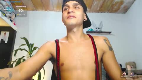 Snapshot of angel_latinboy chatting on January 15, 2026, 9:51 pm Angel online show from January 15, 2026, 9:51 pm