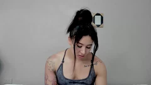 Angel online show from October 14, 2025, 7:14 pm