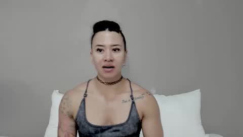 Angel online show from November 25, 2025, 7:58 pm