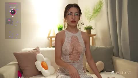 Snapshot of angel_ocu chatting on September 10, 2025, 6:41 pm  Angelina  LushDomi is active  Ill be happy to have fun with you Lets make hot show together online show from September 10, 2025, 6:41 pm