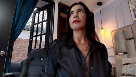Snapshot of angel_perverted1 chatting on January 29, 2025, 11:51 am Nicolle online show from January 29, 2025, 11:51 am