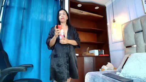 Snapshot of angel_perverted1 chatting on February 7, 2025, 2:58 pm Nicolle online show from February 7, 2025, 2:58 pm