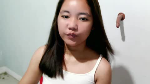 angel_piecumxx online show from June 28, 2026, 1:39 pm
