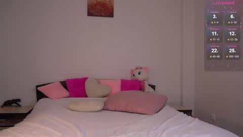 angel_quincy online show from December 18, 2025, 2:45 pm