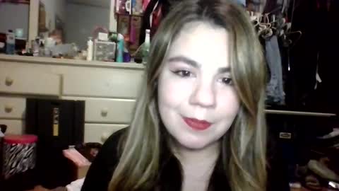 Angel online show from November 9, 2025, 5:39 am