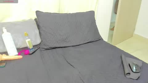 Snapshot of angel_steven_ chatting on February 13, 2025, 11:26 pm Santiago online show from February 13, 2025, 11:26 pm
