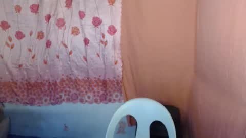 angel_sweet247 online show from February 17, 2026, 2:24 pm