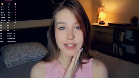 SofiaSofi online show from December 4, 2025, 7:17 am