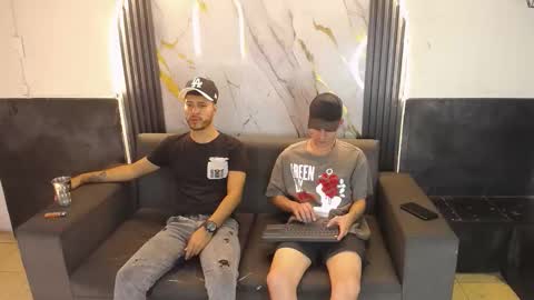 Snapshot of angel_villareal_ chatting on February 20, 2026, 6:26 am angel_villareal_ online show from February 20, 2026, 6:26 am