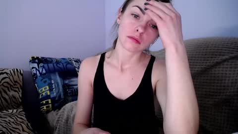 Snapshot of angel_zoe77 chatting on January 21, 2025, 11:13 am Zoe online show from January 21, 2025, 11:13 am