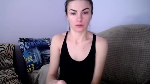 Snapshot of angel_zoe77 chatting on January 27, 2025, 8:18 am Zoe online show from January 27, 2025, 8:18 am