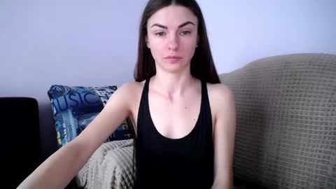 Snapshot of angel_zoe77 chatting on March 4, 2025, 9:18 am Zoe online show from March 4, 2025, 9:18 am