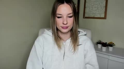 Snapshot of angela21babe chatting on January 19, 2026, 9:24 am Angela online show from January 19, 2026, 9:24 am