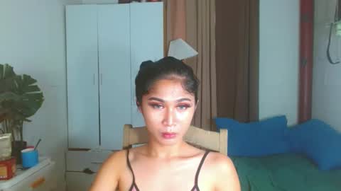 Snapshot of angela_mccollins chatting on December 12, 2024, 2:04 am angela online show from December 12, 2024, 2:04 am