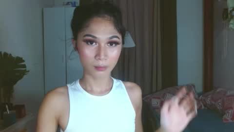 Snapshot of angela_mccollins chatting on February 9, 2025, 3:22 am angela online show from February 9, 2025, 3:22 am