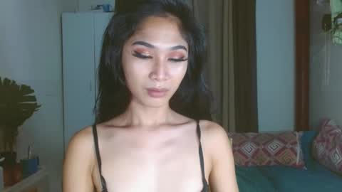 Snapshot of angela_mccollins chatting on February 10, 2025, 9:36 pm angela online show from February 10, 2025, 9:36 pm