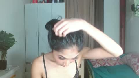 Snapshot of angela_mccollins chatting on March 4, 2025, 10:38 pm angela online show from March 4, 2025, 10:38 pm