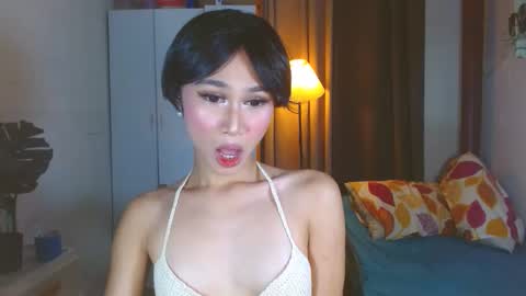 Snapshot of angela_mccollins chatting on October 6, 2025, 11:46 pm angela online show from October 6, 2025, 11:46 pm