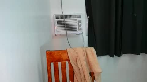 Snapshot of angela_star888 chatting on February 14, 2026, 10:01 am angela_star888 online show from February 14, 2026, 10:01 am