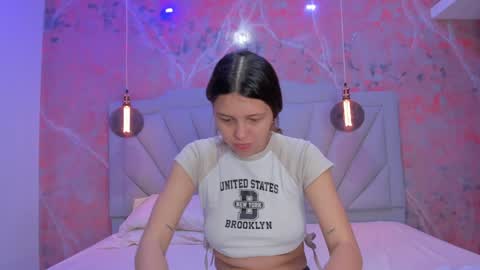 Snapshot of angelaa_cute chatting on January 16, 2025, 12:09 pm ANGELA online show from January 16, 2025, 12:09 pm