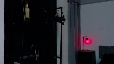 Angela help me reach 100 thumbs up online show from April 7, 2026, 9:48 pm