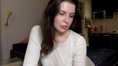 Angela online show from December 6, 2024, 8:29 pm