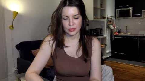 Angela online show from December 23, 2024, 8:14 pm