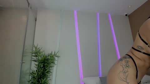 Snapshot of angelbae_ chatting on January 19, 2025, 5:39 pm AngelBae online show from January 19, 2025, 5:39 pm