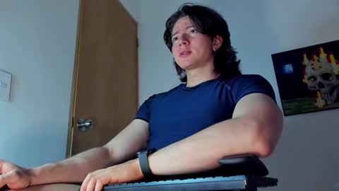 Snapshot of angelbennet_ chatting on October 17, 2025, 10:56 pm Angel Bennet online show from October 17, 2025, 10:56 pm