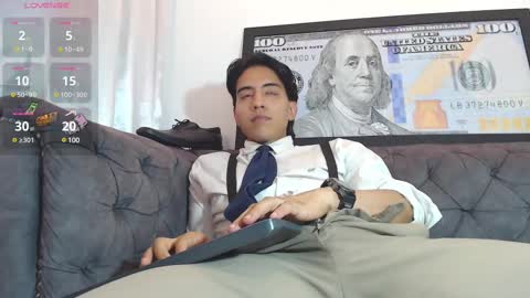 Snapshot of angelbianchi chatting on December 9, 2024, 11:13 pm Angel Bianchi online show from December 9, 2024, 11:13 pm