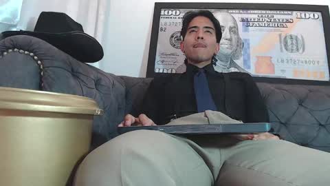 Snapshot of angelbianchi chatting on December 12, 2024, 7:48 pm Angel Bianchi online show from December 12, 2024, 7:48 pm