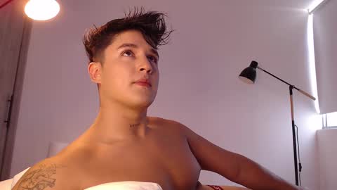 Snapshot of angelcossio chatting on October 7, 2025, 8:17 pm Angel online show from October 7, 2025, 8:17 pm