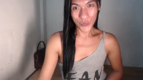 ANGELDARK online show from April 27, 2026, 12:47 pm