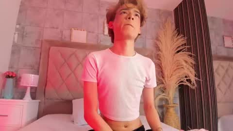 Angel Doll online show from March 22, 2026, 7:12 am