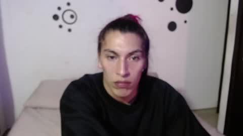 angele online show from March 5, 2025, 5:40 am