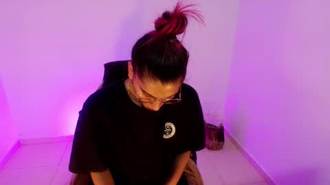 angele online show from March 17, 2026, 6:11 pm