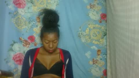 angelette93 online show from September 26, 2025, 5:50 pm