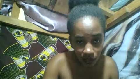 Angelettee online show from June 6, 2026, 12:43 pm