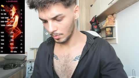 Frankie  online show from October 25, 2025, 11:07 am