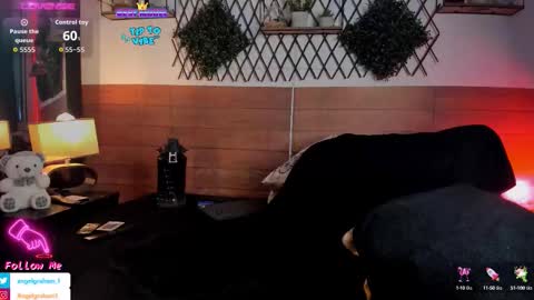 Snapshot of angelgraham_ chatting on September 15, 2025, 6:30 pm Angel online show from September 15, 2025, 6:30 pm