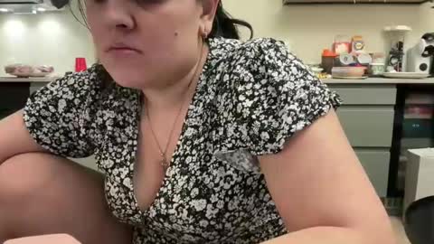 AngelHarly online show from March 3, 2025, 5:29 pm