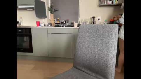 AngelHarly online show from March 6, 2025, 9:03 am