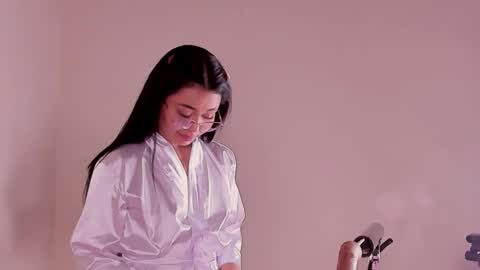 Snapshot of angeli__wu chatting on March 2, 2025, 9:53 am Angeli online show from March 2, 2025, 9:53 am