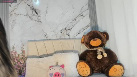 Carolina online show from October 4, 2025, 12:52 am